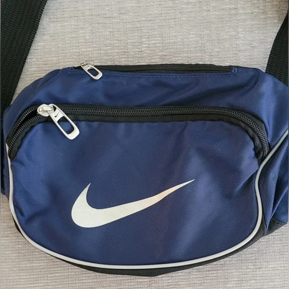 Nike Blue Waist/ Crossbody Bag - Picture 5 of 13